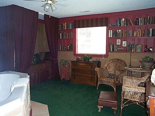 Garden Walk Bed & Breakfast 4*