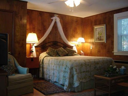 Garden Walk 4* Lookout Mountain